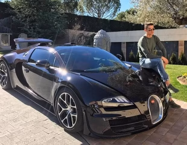 choang voi bo suu tap sieu xe cua ronaldo hinh 5
