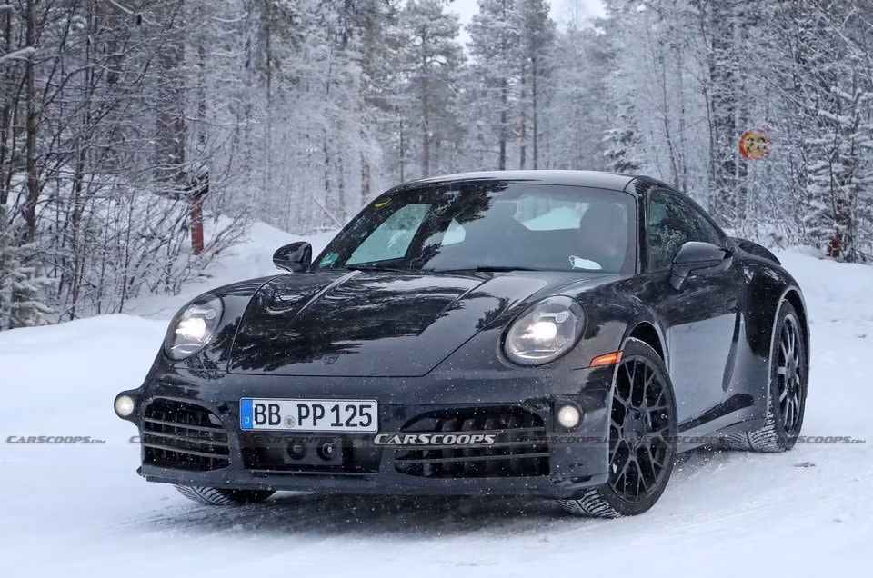 lo dien porsche 911 doi 2024 dang chay thu nghiem du kien ra mat nam toi hinh 1