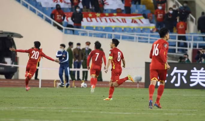 ha trung quoc 3 1 viet nam co chien thang lich su tai vong loai 3 world cup 2022 hinh 10