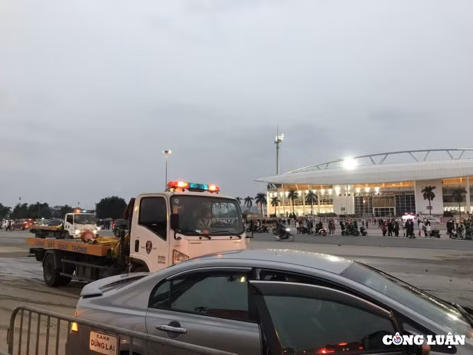 co dong vien ham nong tran cau viet nam trung quoc ngay mung 1 tet hinh 7