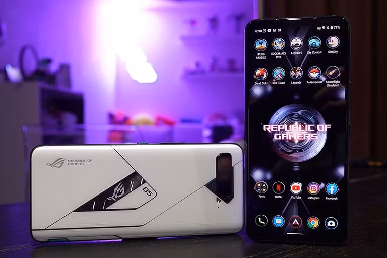 5 smartphone co thoi luong pin dai giup game thu cay game xuyen tet hinh 1