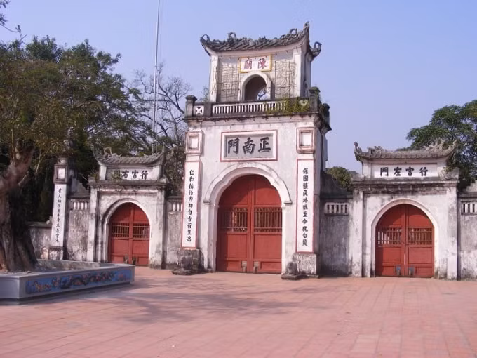 top 10 den chua linh thieng nhat nen den vao dip dau nam hinh 4