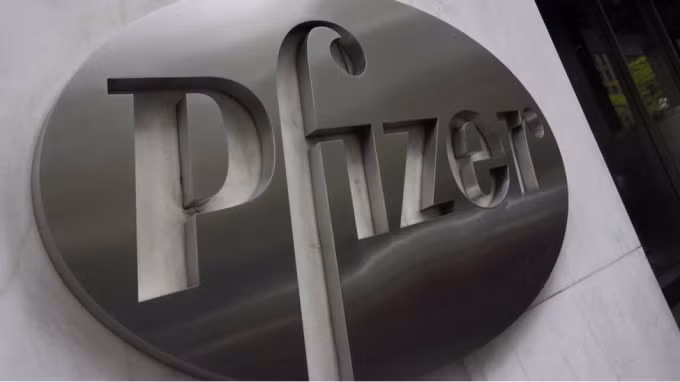 pfizer du kien muc doanh thu khung len toi 100 ty usd vao 2022 hinh 1