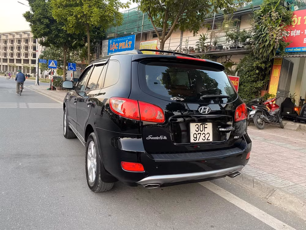 hyundai santa fe gan 15 nam tuoi co gia re hon honda sh nhap tu y hinh 2