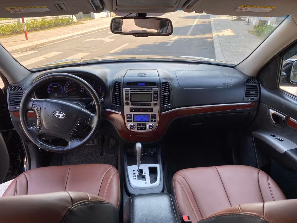 hyundai santa fe gan 15 nam tuoi co gia re hon honda sh nhap tu y hinh 3