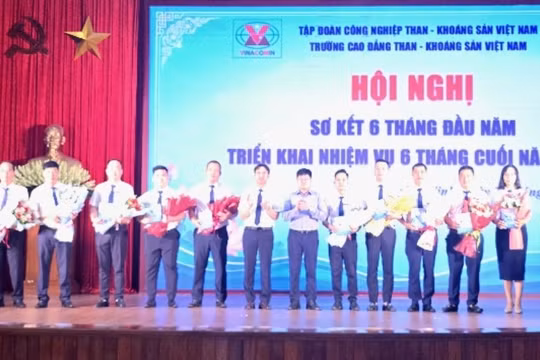 Trường Cao đẳng Than - Khoáng sản: Bứt phá từ đào tạo lái xe, đòn bẩy cho tuyển sinh thợ lò