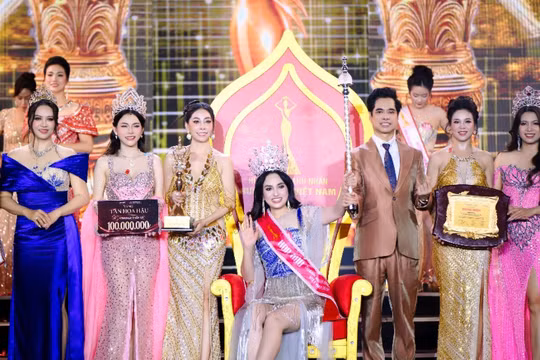 Doanh nhân đất Tổ đăng quang mùa hai Hoa hậu Doanh nhân Hương sắc Việt Nam 2026