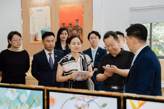 SCC và thương hiệu Đôi Dép từng bước đưa thương hiệu Việt tiếp cận thị trường quốc tế