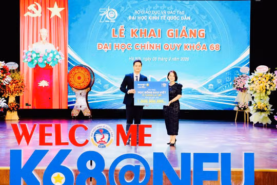Bảo Việt dành 1 tỷ đồng trao học bổng “Bảo Việt - Vì tương lai Việt” cho sinh viên Đại học Kinh tế Quốc dân năm học 2026 - 2027