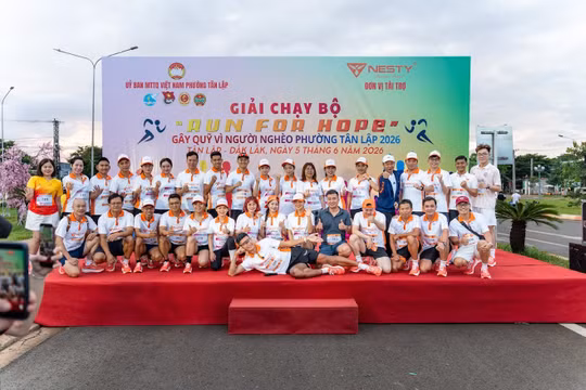 Ra mắt giày chạy bộ NESTY MOTION: Từ những bước chân thiện nguyện đến hành trình lan tỏa lối sống khỏe