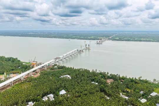 Cầu Đại Ngãi 1 đạt hơn 63% khối lượng, phấn đấu thông tuyến trong năm 2027
