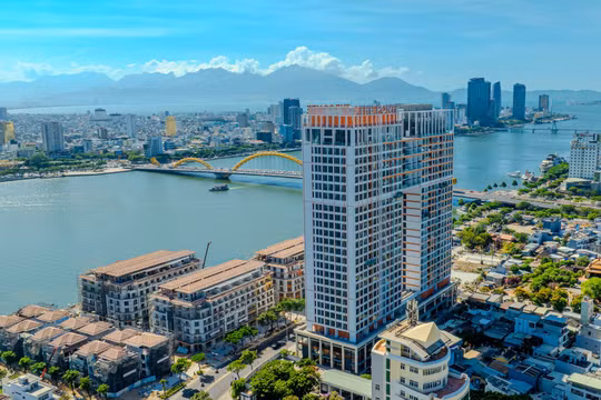 Tổ hợp căn hộ Sun Ponte Residence nổi bật bên sông Hàn trung tâm Đà Nẵng