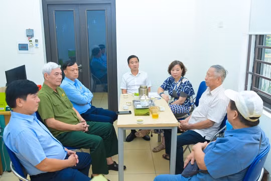 Petrovietnam thăm hỏi, động viên thương binh, nạn nhân chất độc da cam tại Hà Nội