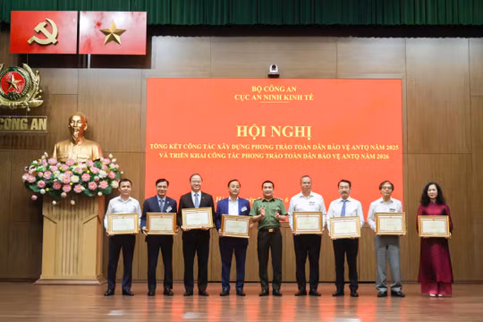 Agribank được Bộ Công an tặng Bằng khen trong công tác xây dựng phong trào Toàn dân bảo vệ an ninh Tổ quốc