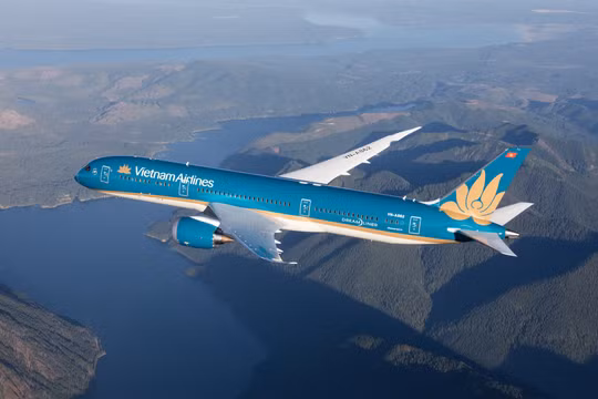 Vietnam Airlines tiếp tục duy trì đà tăng trưởng 6 tháng đầu năm, củng cố đà phục hồi