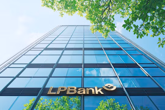 Đa dạng hóa nguồn thu, LPBank đạt gần 6.000 tỷ đồng lợi nhuận sau 6 tháng đầu năm 2026