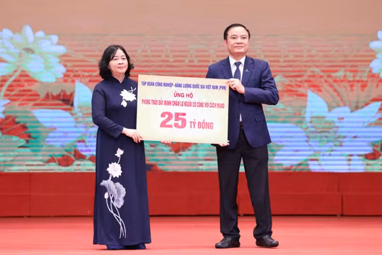 Petrovietnam tiếp nối truyền thống "Uống nước nhớ nguồn" trên hành trình tri ân²