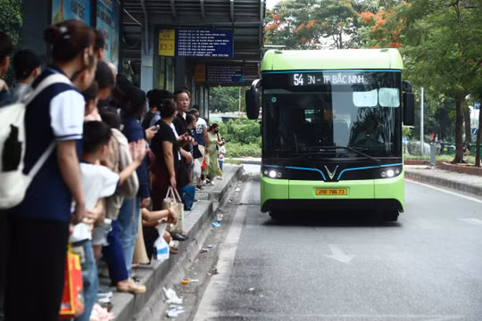 Transerco đẩy mạnh chuyển đổi xanh, phấn đấu hơn 51% xe buýt điện vào cuối năm 2026