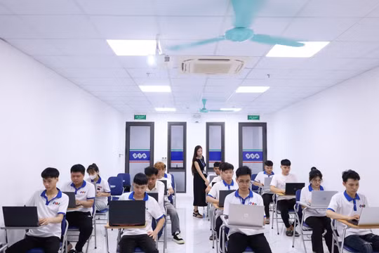 Trường Cao đẳng Quốc tế Hà Nội (HIC): Chọn ngành hôm nay, trải nghiệm nghề nghiệp ngay từ giảng đường