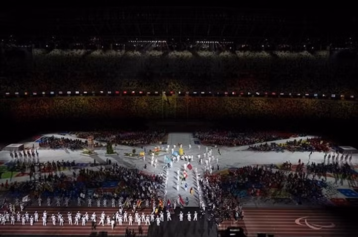 the van hoi paralympic tokyo 2020 chinh thuc be mac hinh 1
