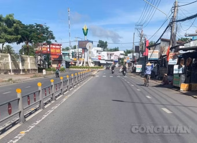 hau giang nguoi dan tp nga bay khong duoc ra duong sau 18h hinh 1