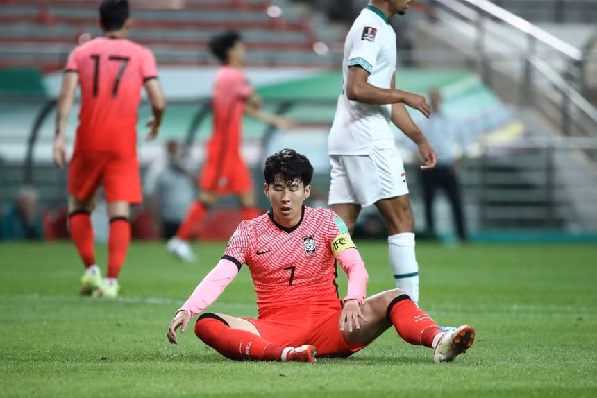 tien dao son heung min lo tran vong loai world cup 2022 vi chan thuong hinh 1