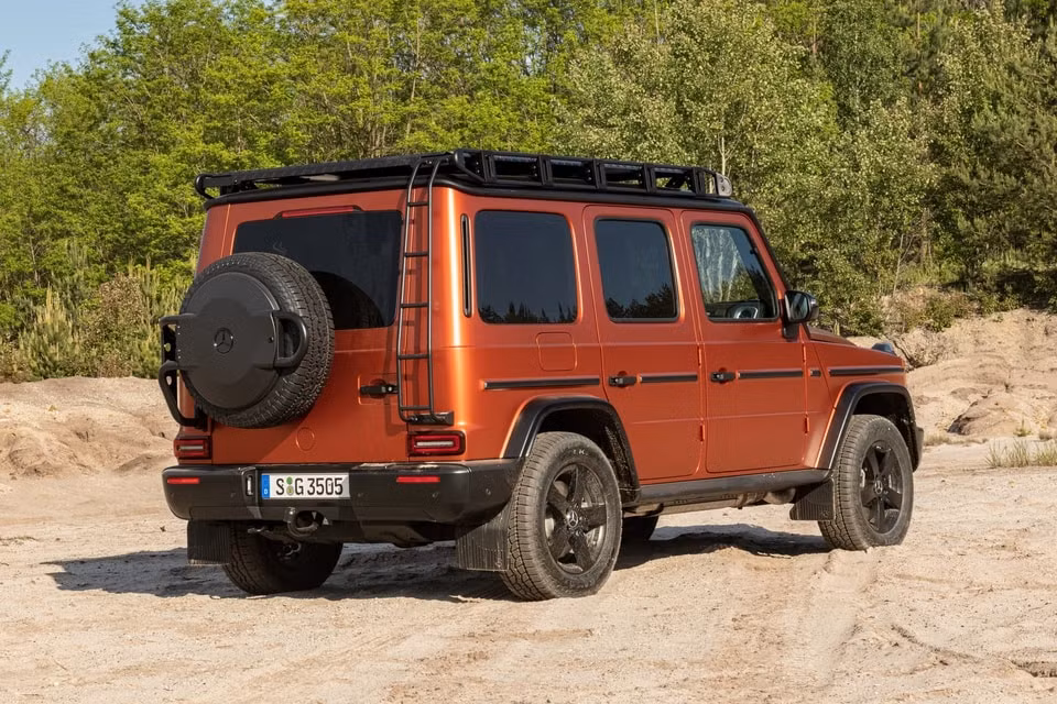 mercedes benz g class 2022 trong ham ho hon khi so huu goi ngoai that professional line hinh 9
