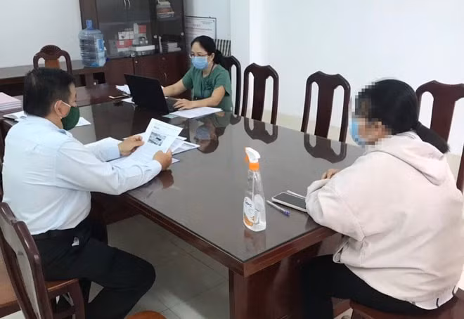cong an tp can tho moi co gai tung tin giun dat tri covid 19 len lam viec hinh 1