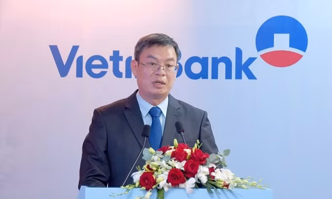 ong tran minh binh ngoi ghe chu tich vietinbank hinh 1