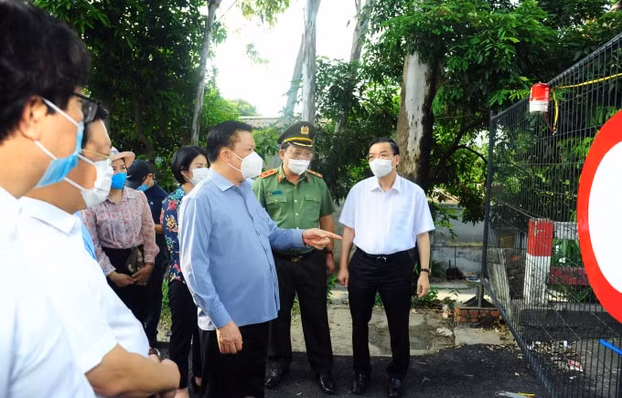 bi thu thanh uy ha noi phan vung de kiem soat dich la rat can thiet hinh 3
