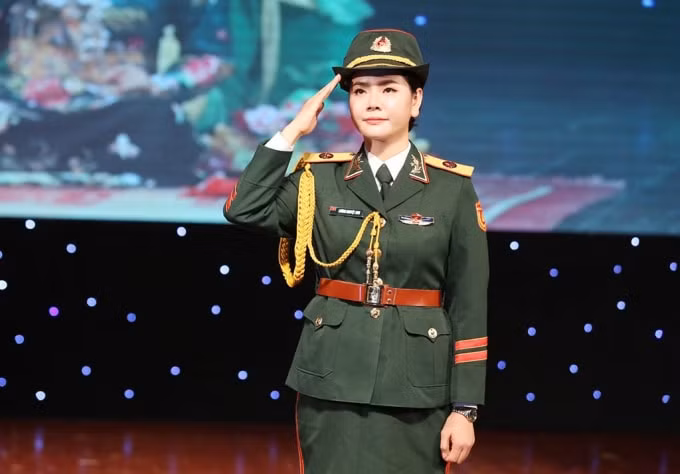 ca si luong nguyet anh doat giai ba don ca nu tai army games 2021 o nga hinh 1