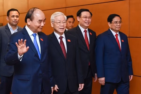 tro ly cua lanh dao chu chot huong luong tuong duong thu truong hinh 1