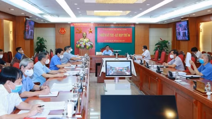 uy ban kiem tra trung uong ky luat va de nghi ky luat nhieu can bo dang vien vi pham hinh 1