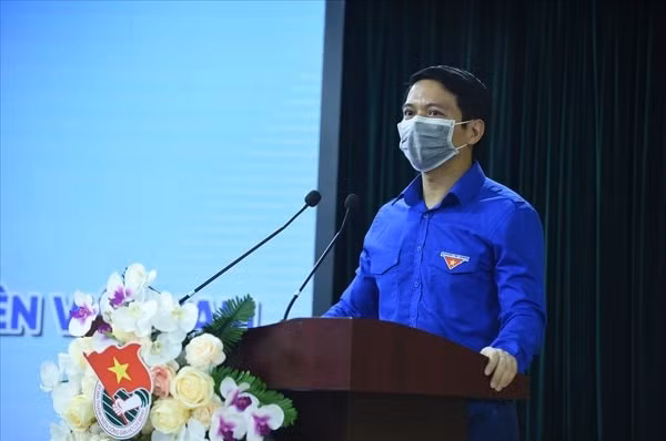 bi thu trung uong doan nguyen ngoc luong lam chu tich hoi lhtn viet nam hinh 1