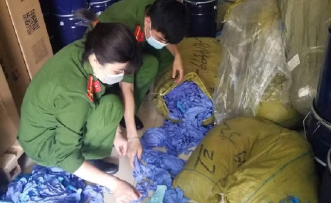 xu ly nghiem hanh vi san xuat buon ban khau trang gang tay khong dam bao chat luong hinh 1