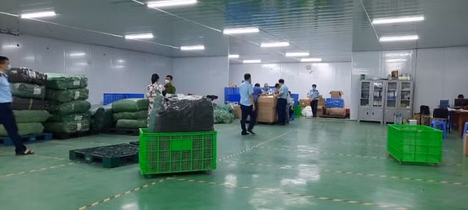ha noi phat hien 400000 thiet bi y te gia mao nhan hieu hinh 3