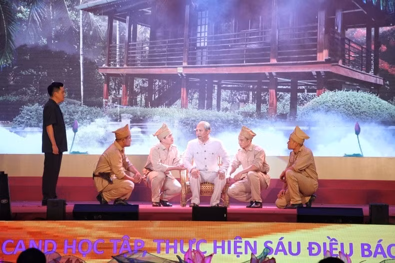 khai mac lien hoan nghe thuat quan chung cand lan thu xii nam 2023 khu vuc iv hinh 3