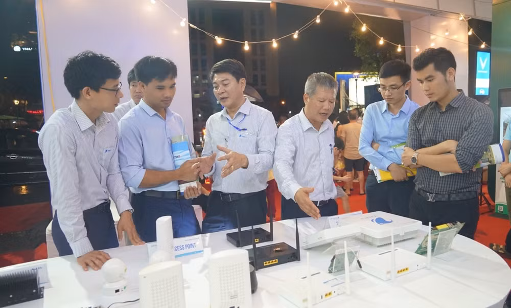 vnpt dong hanh cung techfest vung dong bang song hong 2023 hinh 3