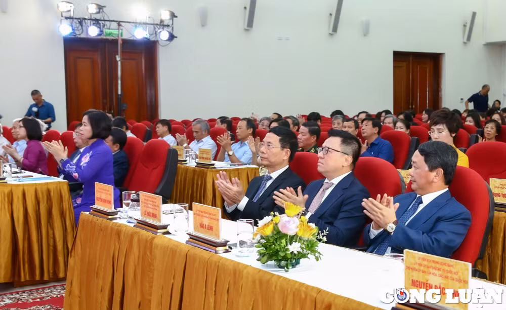 bao tin tuc kenh thong tin chinh thong khang dinh vi the chu luu cua hang thong tan quoc gia hinh 1