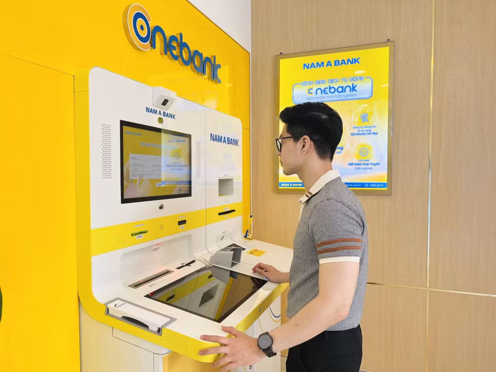 chuyen doi so nganh ngan hang 2023 khach hang trai nghiem nhieu tien ich tai he sinh thai ngan hang so nam a bank hinh 3