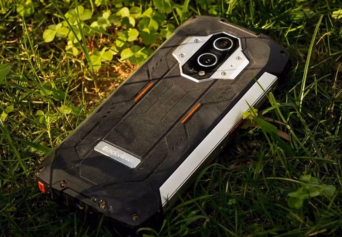 can canh blackview bv9300 hinh 2