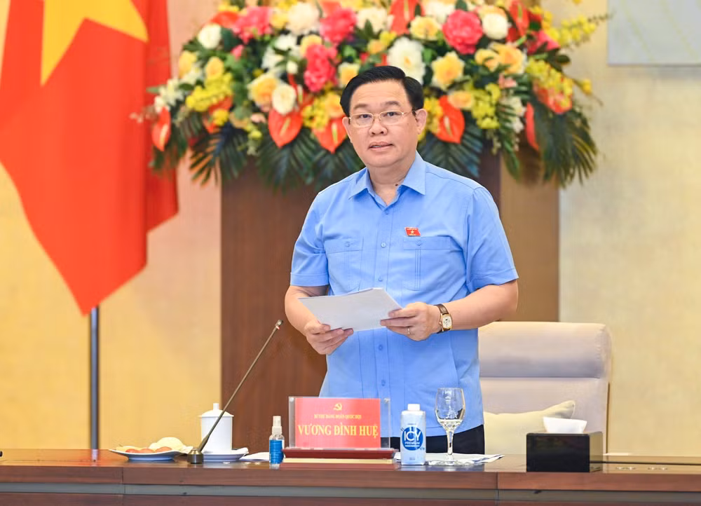 chinh phu rat no luc nang cao chat luong cac du an luat nghi quyet trinh quoc hoi hinh 3