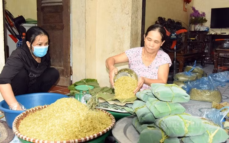 ha noi xem xet 29 lang nghe dua ra khoi danh sach lang nghe truyen thong hinh 1
