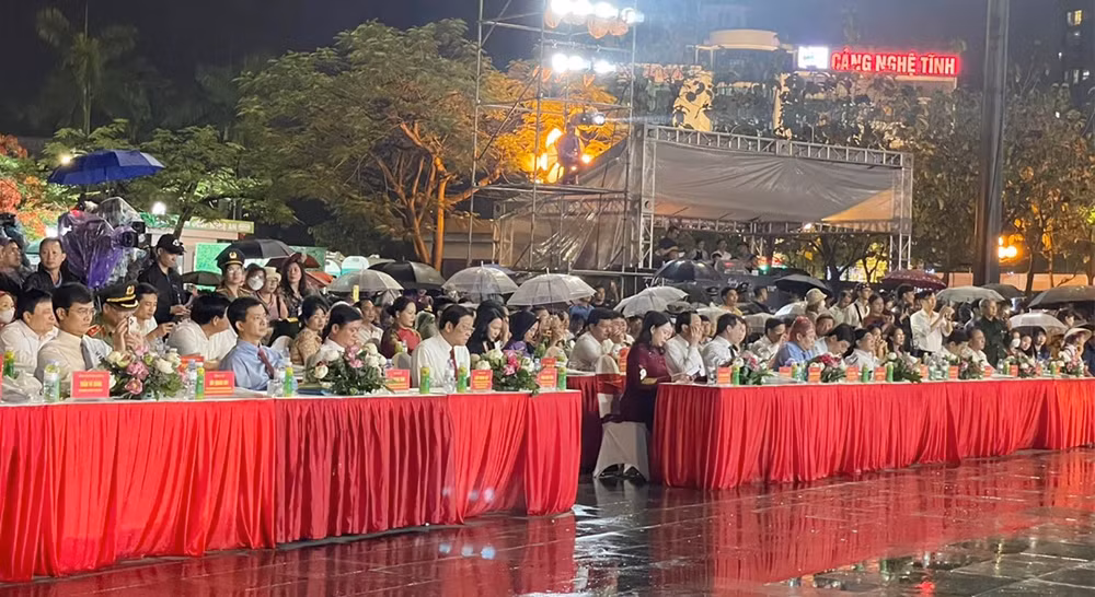 dac sac voi chuong trinh nghe thuat nguoi me lang sen hinh 2