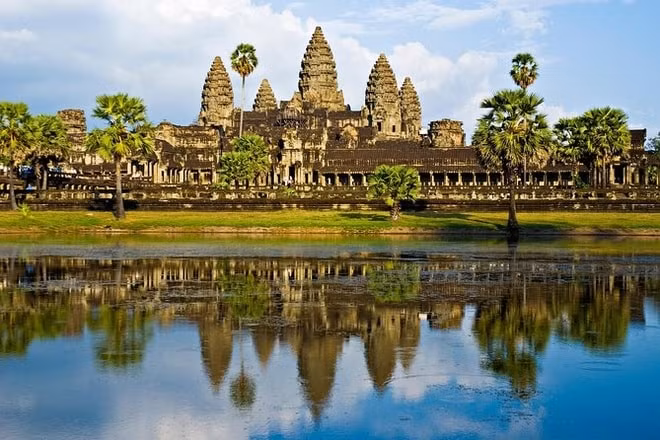 cac doan du sea games 32 duoc tham quan mien phi den angkor wat hinh 1