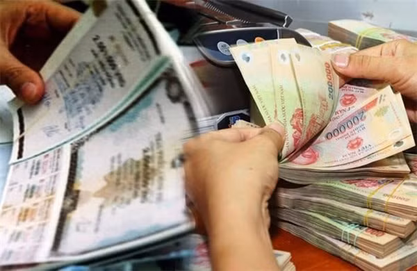 lieu co thieu sot khi hoan xep hang tin nhiem doi voi nha phat hanh trai phieu hinh 1