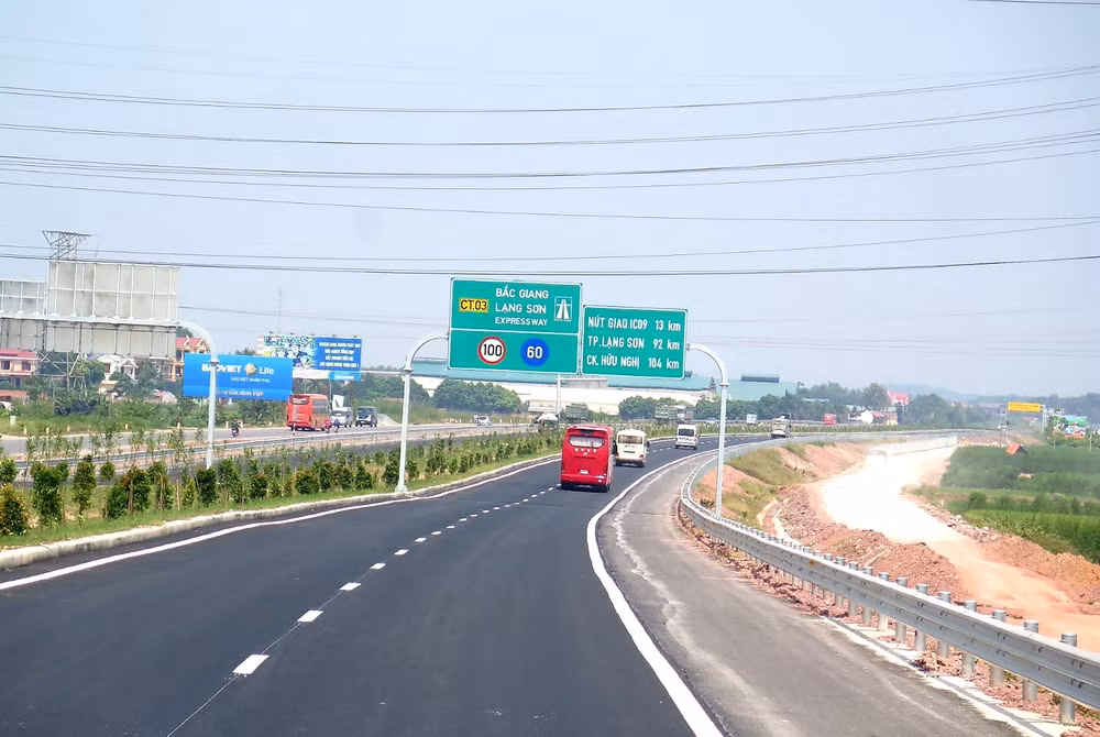 vuong mat bang can tien do duong gom cao toc ha noi bac ninh hinh 1