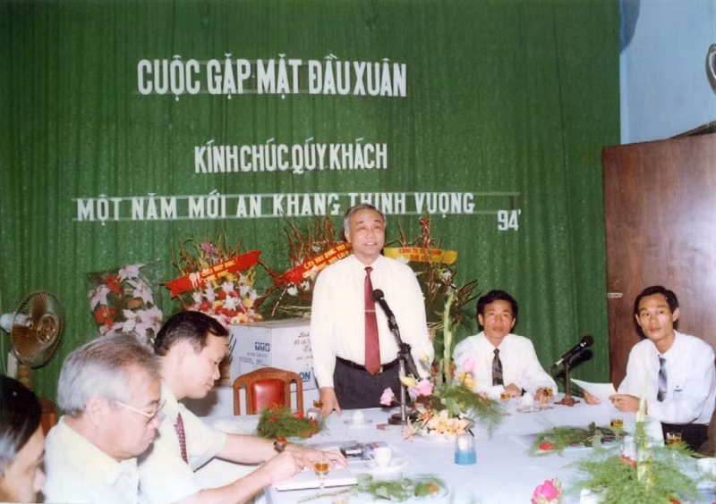 kho khan thu thach da ren luyen nen ban linh va pham chat cua nguoi lam bao lao dong xa hoi hinh 2