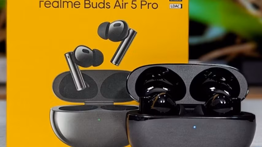 trinh lang realme buds air 5 series voi gia tu 106 trieu dong hinh 2