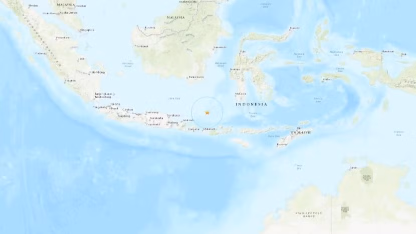 dong dat manh 70 do richter lam rung chuyen dao du lich bali cua indonesia hinh 1